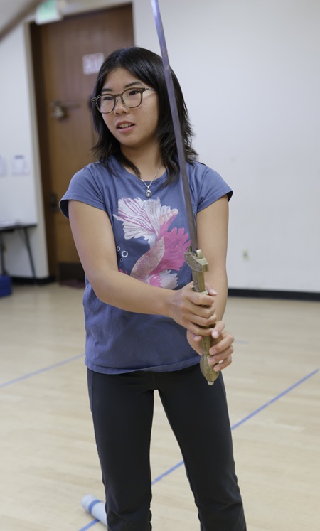 Introduction to the Art of Stage Combat 9-12 (E) – Nicholas Law: Fencing Studio B