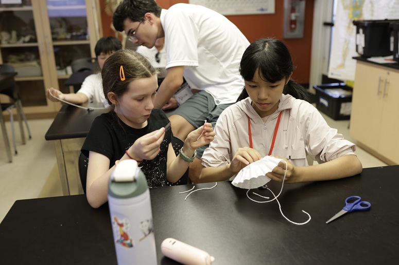 Exploring Science Through Experiments 5-6 (G) – Mary Rose Hawkins: Munger 203