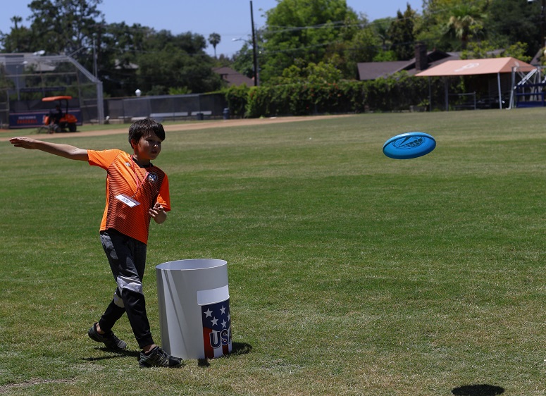 Fun with Frisbees 5-12 (D) – Tim Bell: Field North