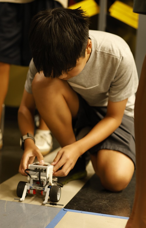 Robotics 6-8 (D) – Michael Minto: SC Poly 109