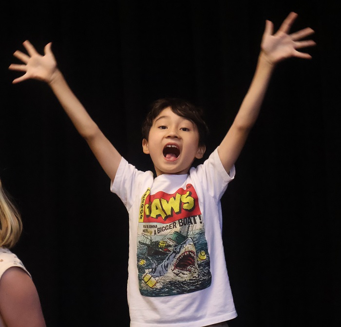 On Broadway – A Musical Theater Experience for 3-4 (C) – Danielle Heaton: C6