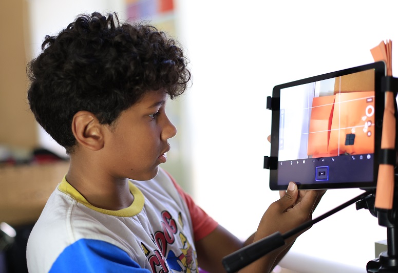 Lights, Camera, Action: Create Your Own Stop Motion Animation! 4-8 (A) – Rance Smith: SC Poly 106