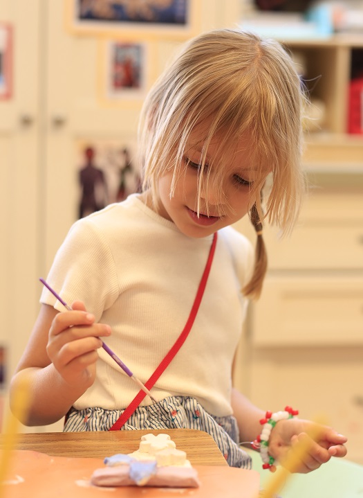 Clay Lab – Pinch, Coil, and Create! 1-2 (C) – Crystal De La Torre: H8